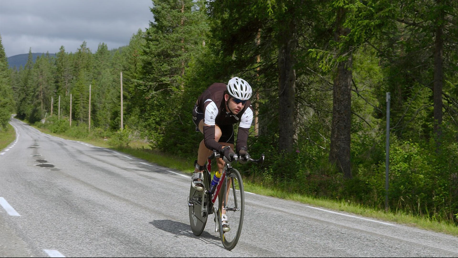 南苏丹男篮在非洲预选赛中奋勇拼搏,期待突破