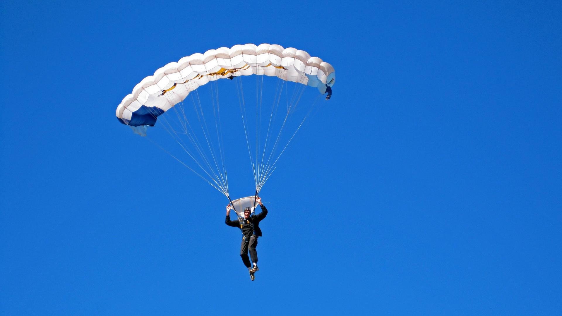 中国篮球项目在体育旅游融合发展背景下的路线设计研究,篮球运动国内研究现状