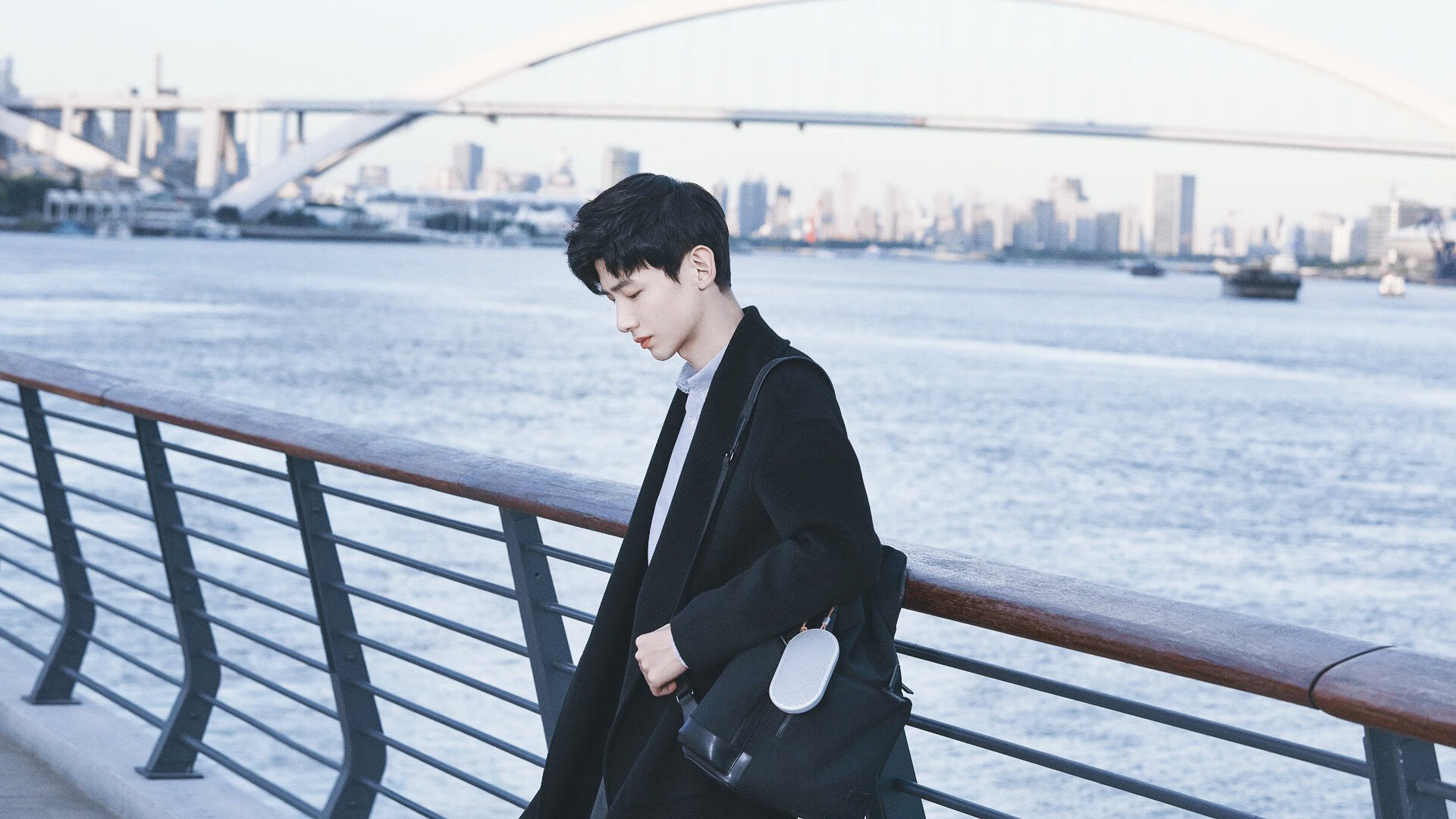 中国足球联赛运营成本与收入构成长效机制，中国足球俱乐部盈利